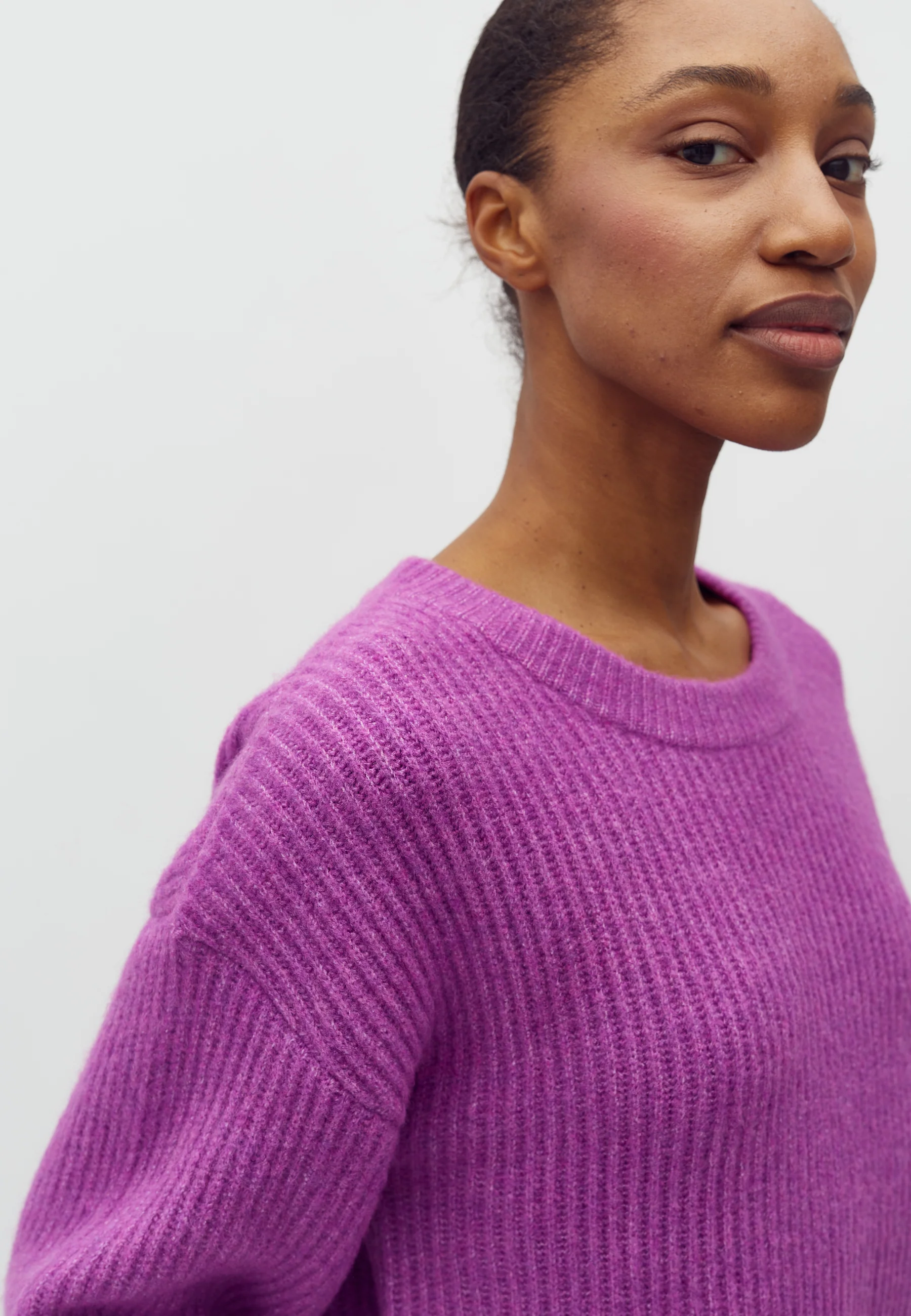 Servin-M Knit - Cattleya Orchid - Image 4