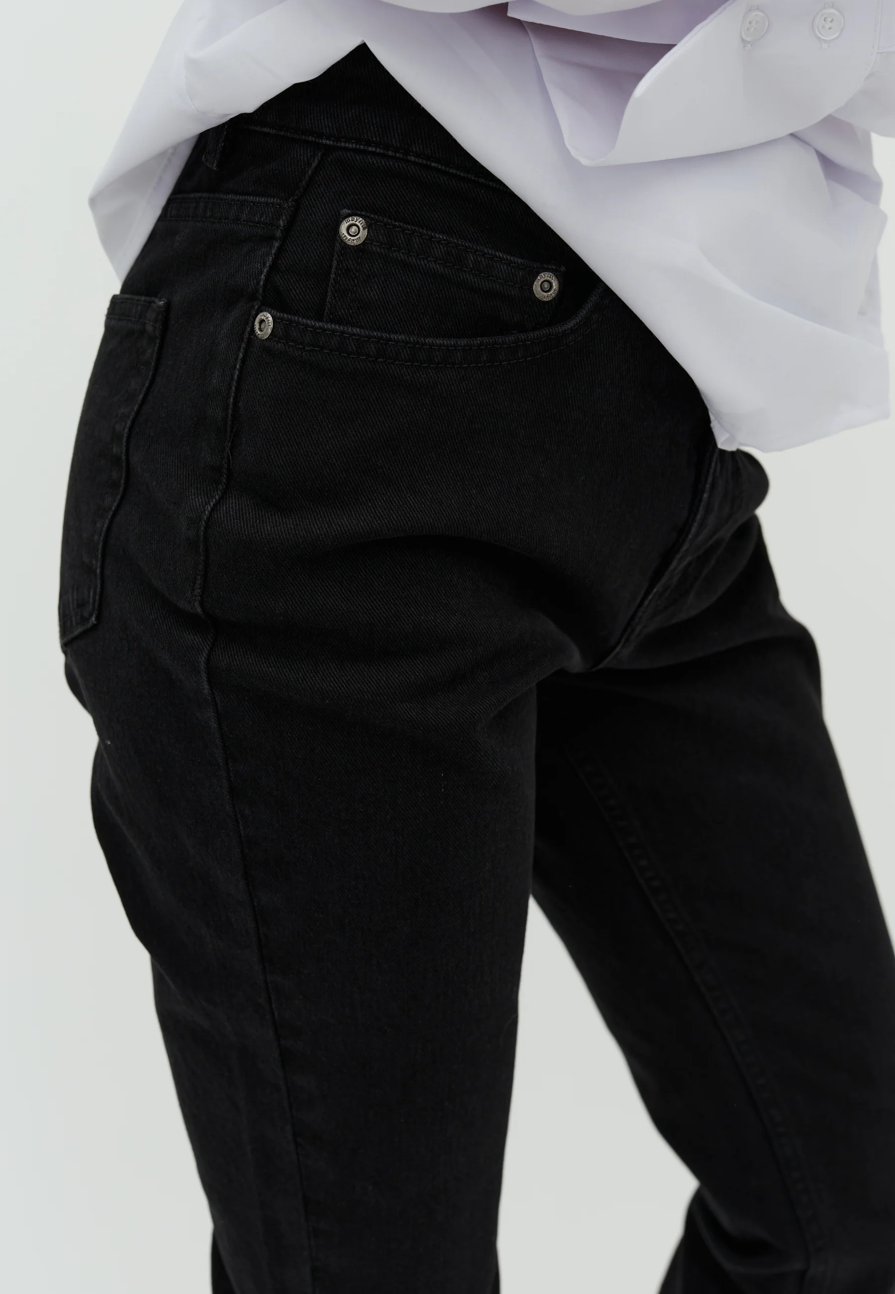 Tamilla Slim-M Jeans - Rebel Black - Image 3